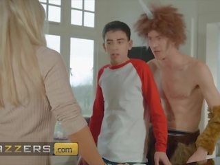 Big Tit blonde milf Rebecca More gets fucked - A XXX Parody xxx clip vids