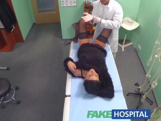 FakeHospital MD begins sure patient is well checked over