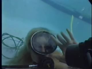 Filming Underwater 3some!